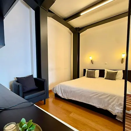 Апартаменти Welcoming Near Tram28&top Sights *